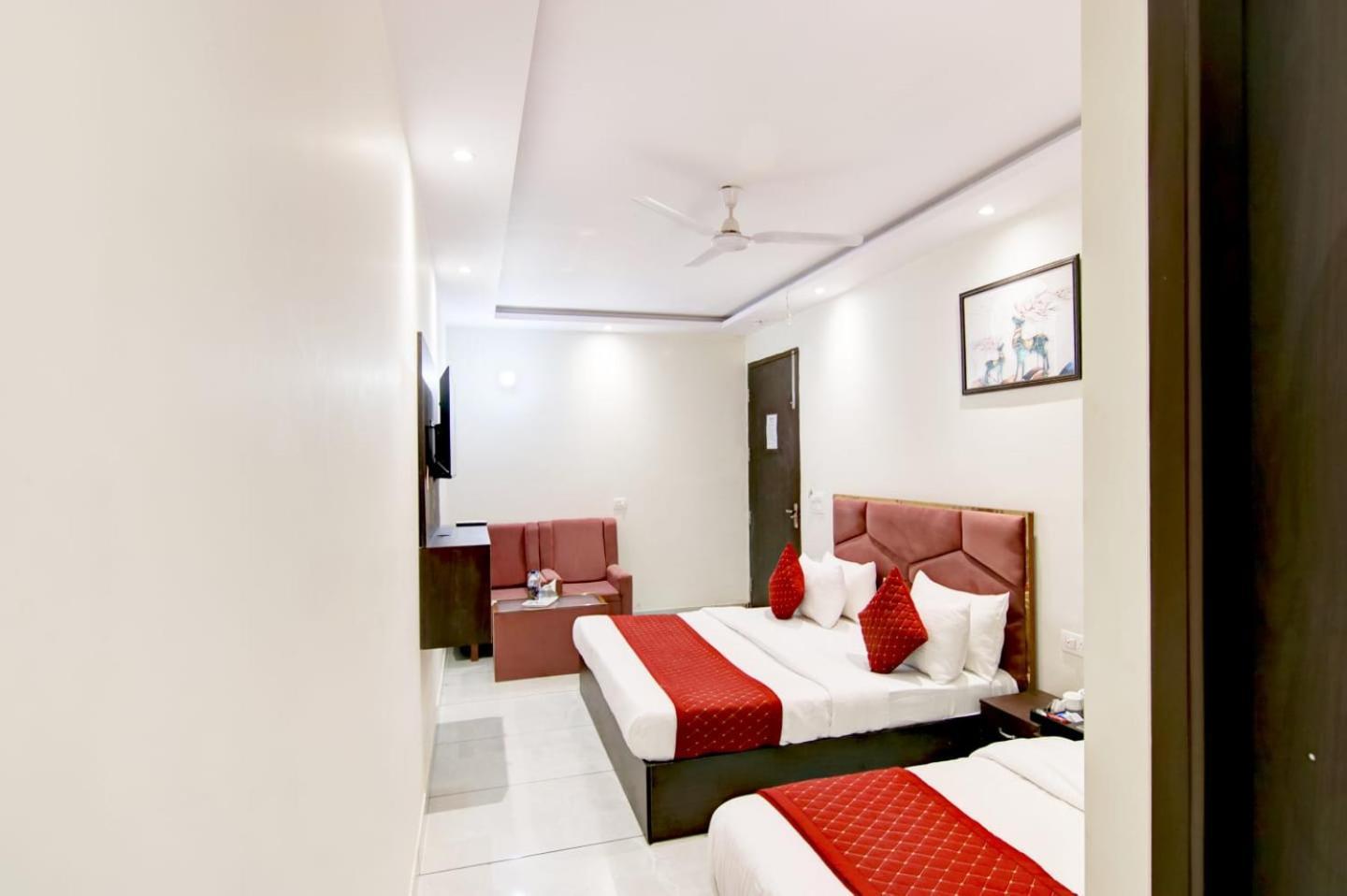 Hotel De Hocks Deluxe - New Delhi Railway Station Luaran gambar