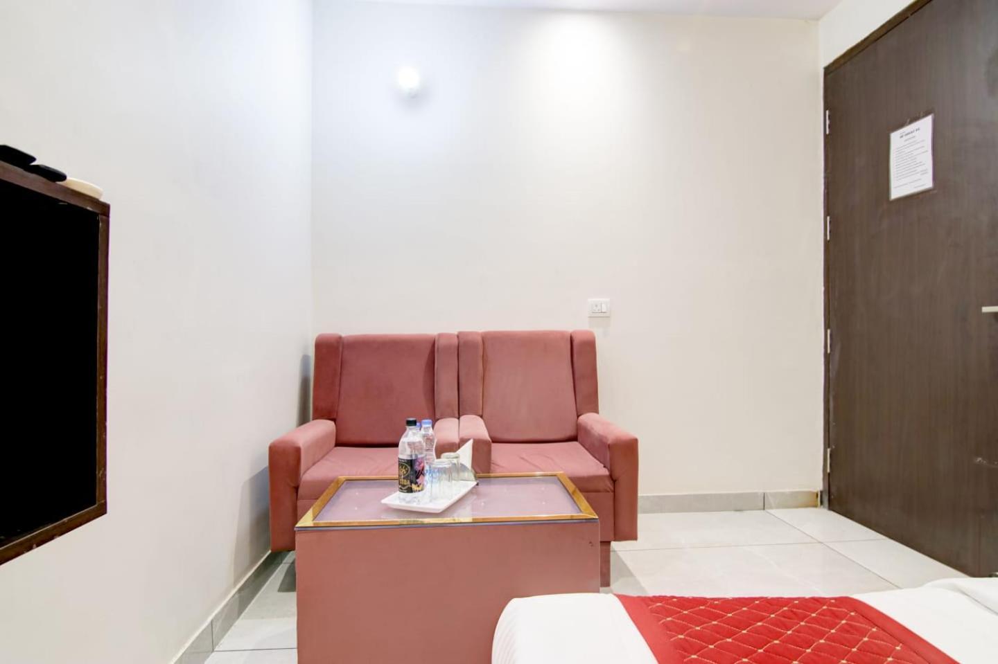 Hotel De Hocks Deluxe - New Delhi Railway Station Luaran gambar