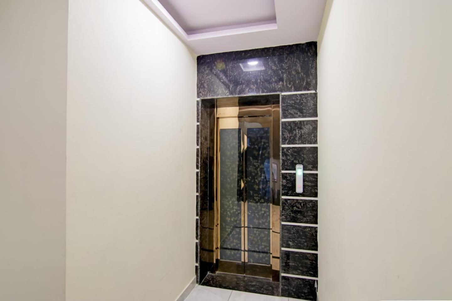 Hotel De Hocks Deluxe - New Delhi Railway Station Luaran gambar